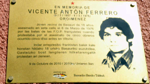 basauri_vicente_anton_ferrero_placa_2010