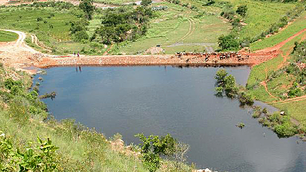 basauri_india_proyecto_embalse_2014