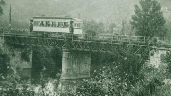 basauri tranvia arratia urbi puente