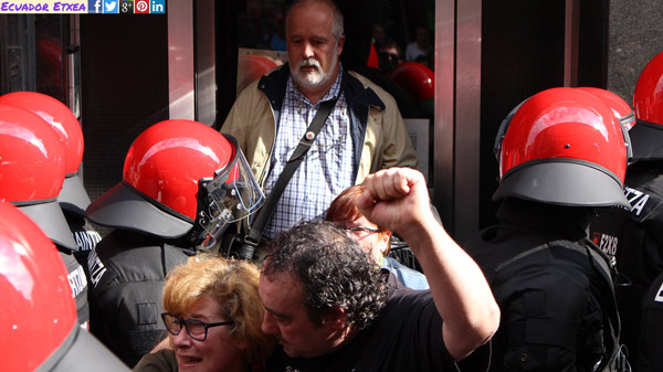 basauri desalojo 2016 kalero vecina