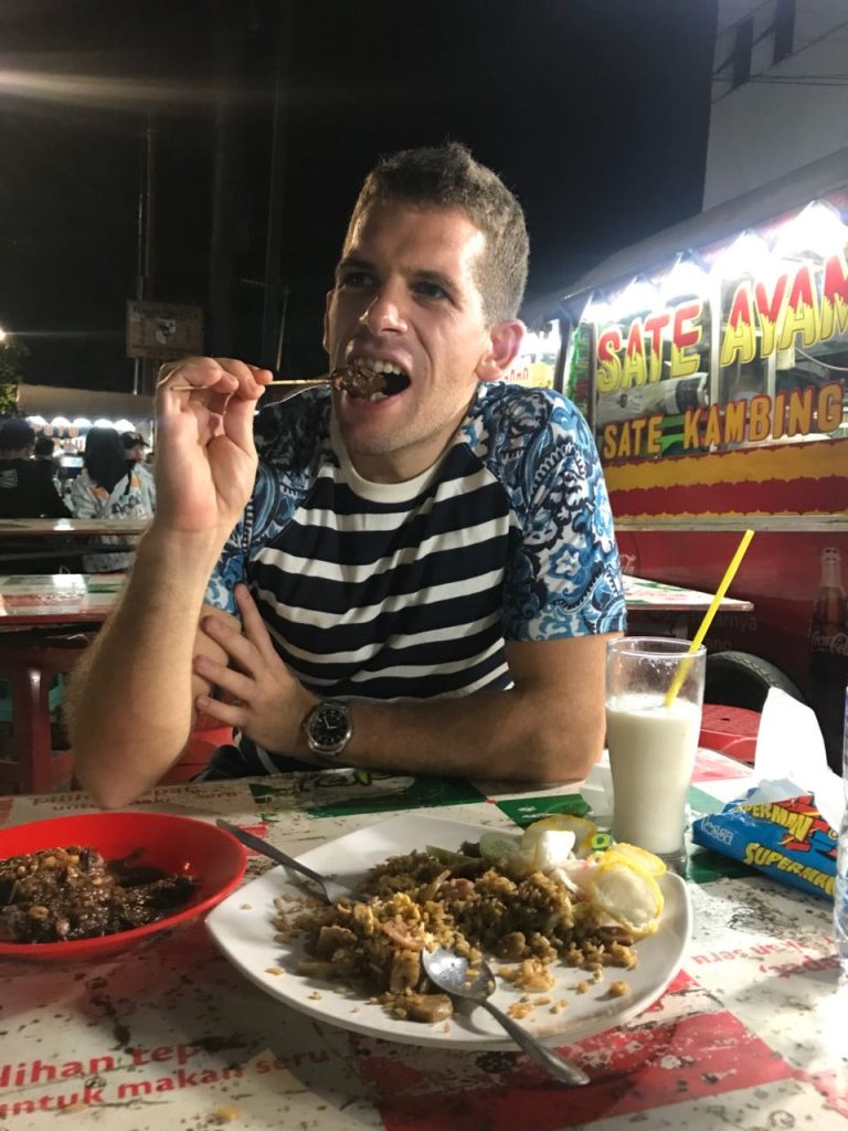 myanmar basauritarra mikel aguirre