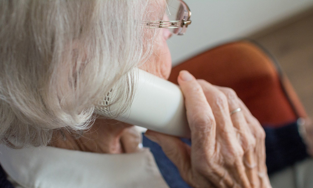personas mayores riesgo soledad