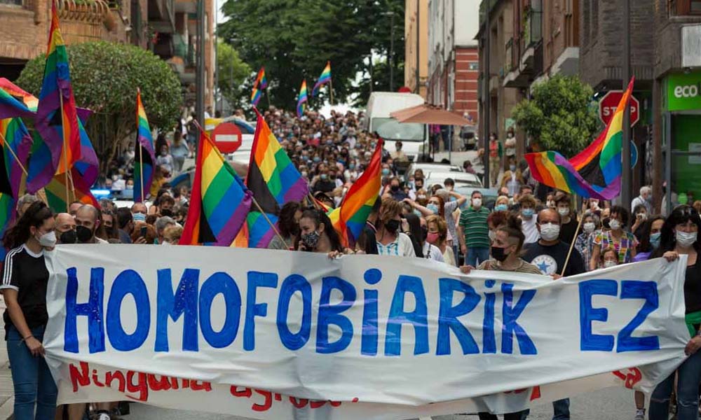 manifestacion apoyo ekain perrino